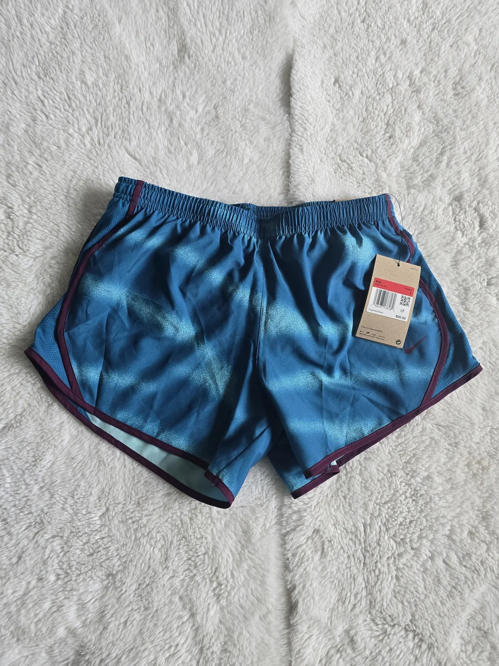 Nike girls standard